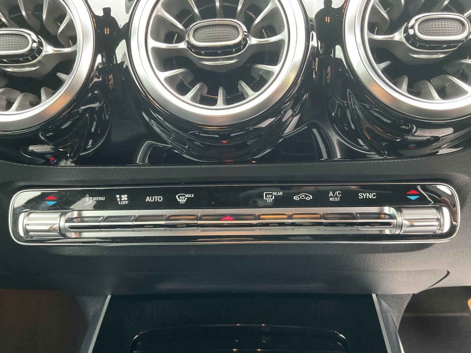 Used Mercedes-Benz GLA 2023 for sale - 77577272: Photo 31