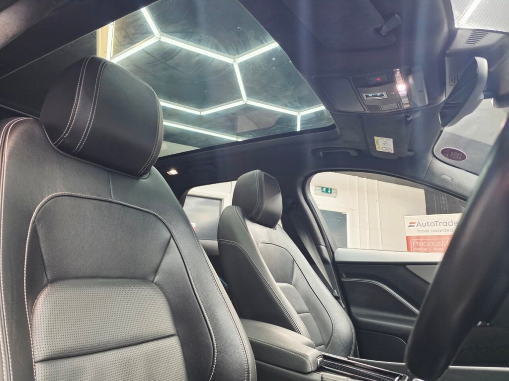 Used Jaguar F-Pace 2019 for sale - 77110491: Photo 4