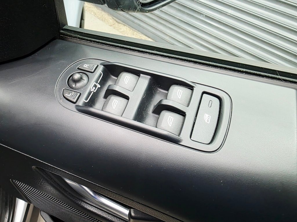 Used Land Rover Freelander 2 2011 for sale - 77110515: Photo 37