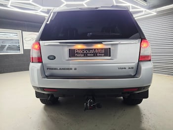 Used Land Rover Freelander 2011 for sale - 77110515: Photo