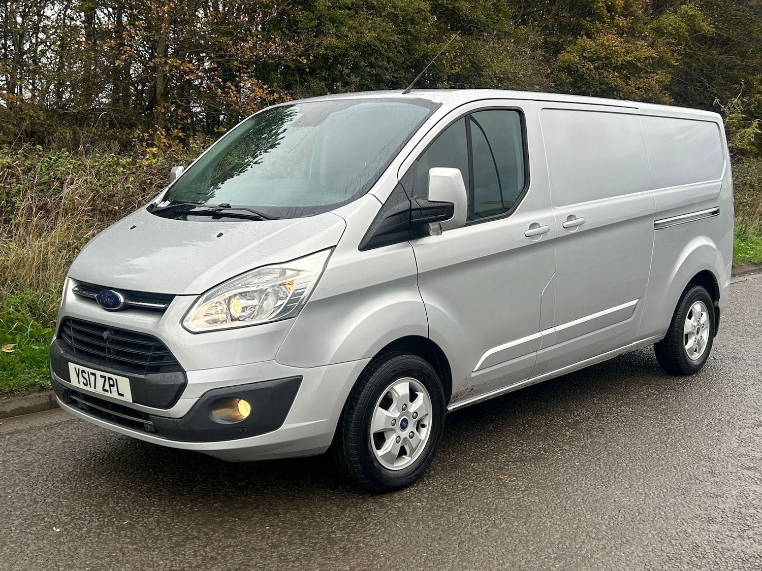 Used Ford Transit Custom 2017 for sale - 76363028: Photo 1