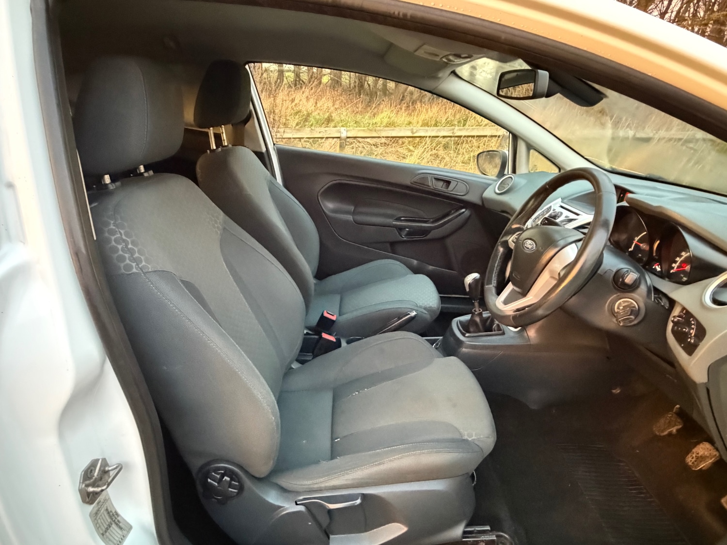 Used Ford Fiesta 2010 for sale - 77609361: Photo 6