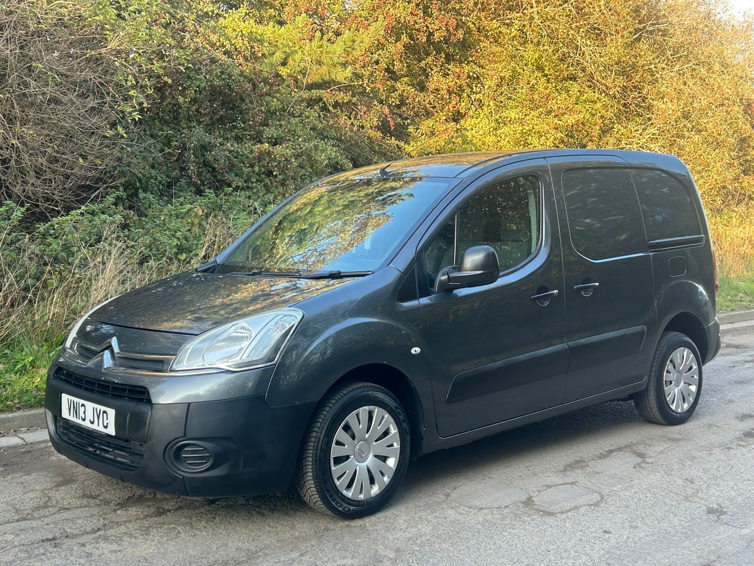 Used Citroen Berlingo 2013 for sale - 76254831: Photo 2
