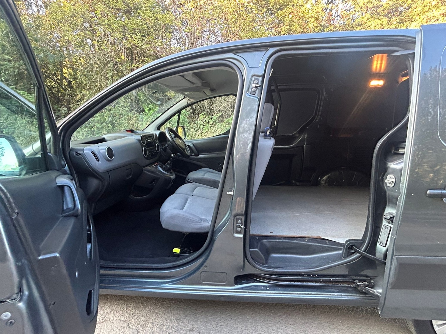 Used Citroen Berlingo 2013 for sale - 76254831: Photo 8