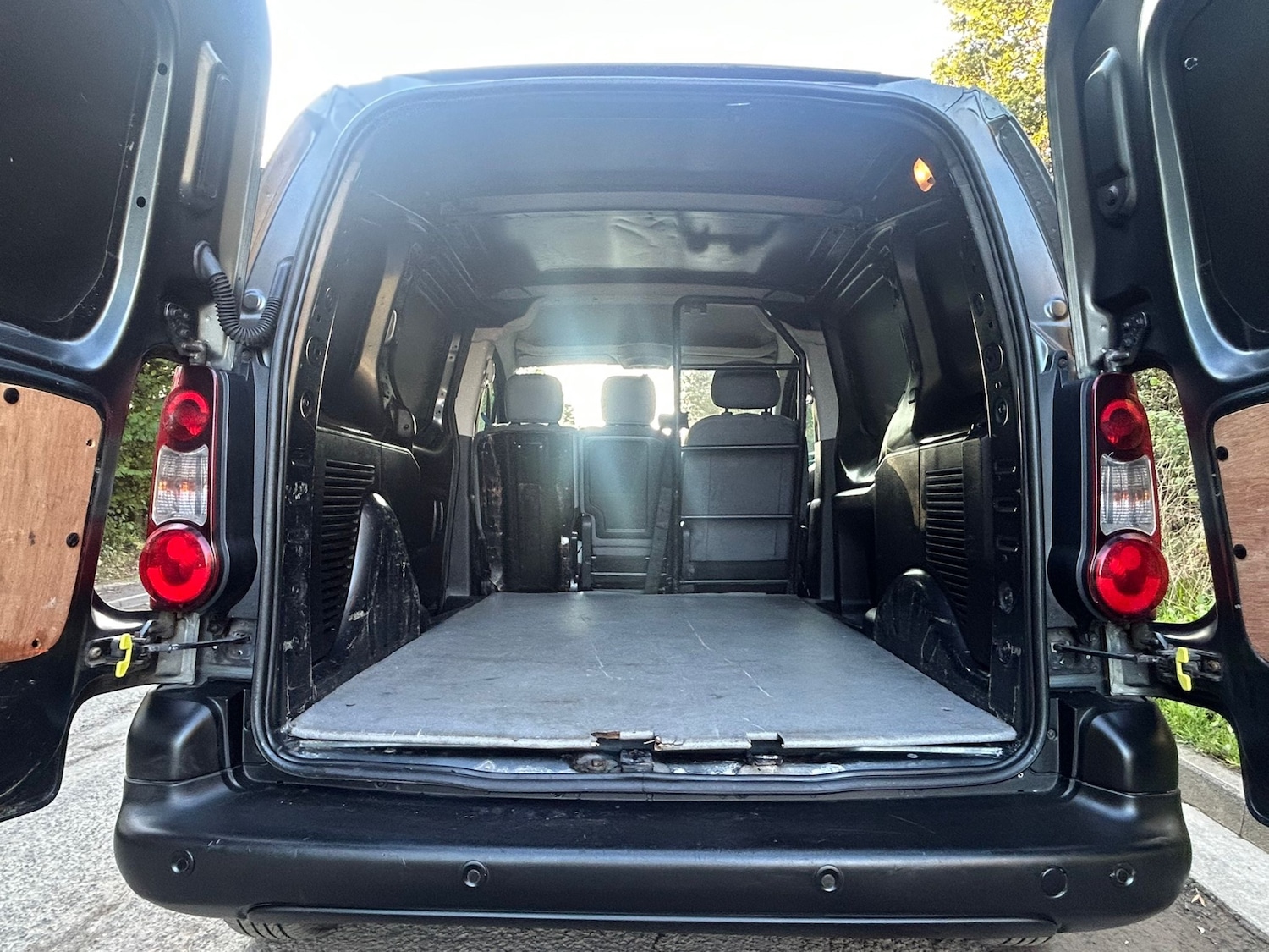 Used Citroen Berlingo 2013 for sale - 76254831: Photo 9