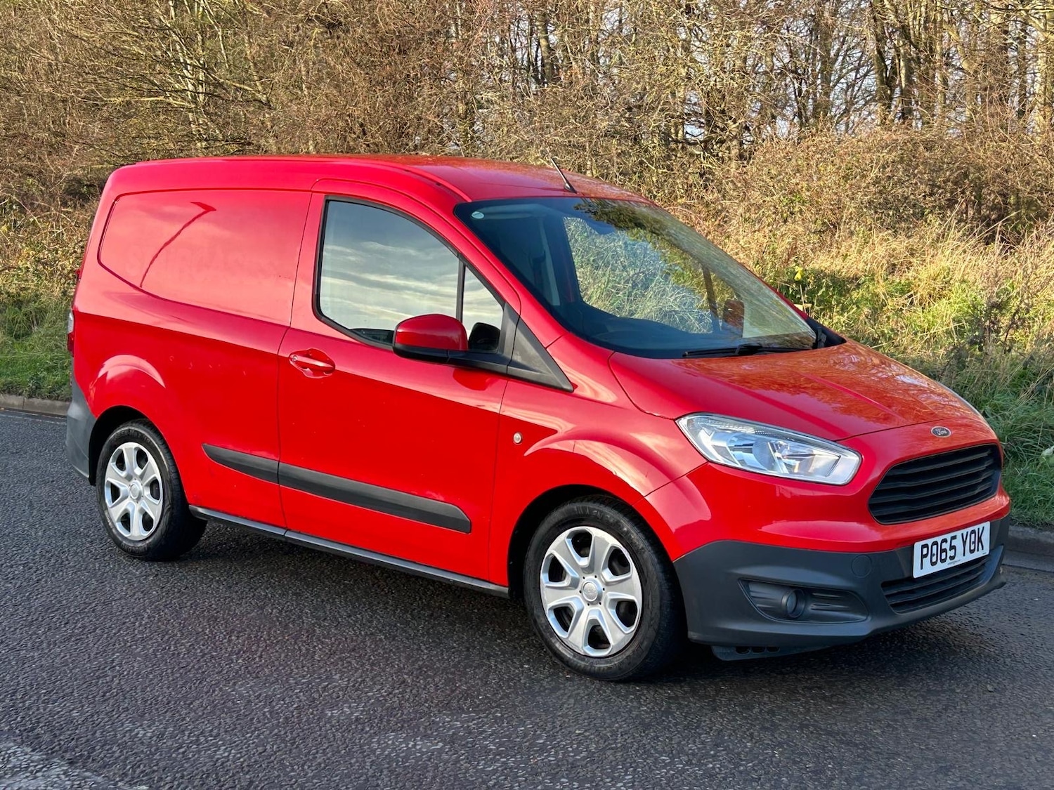 Used Ford Transit Courier 2015 for sale - 76892619: Photo 1