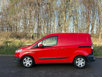 Used Ford Transit Courier 2015 for sale - 76892619: Photo