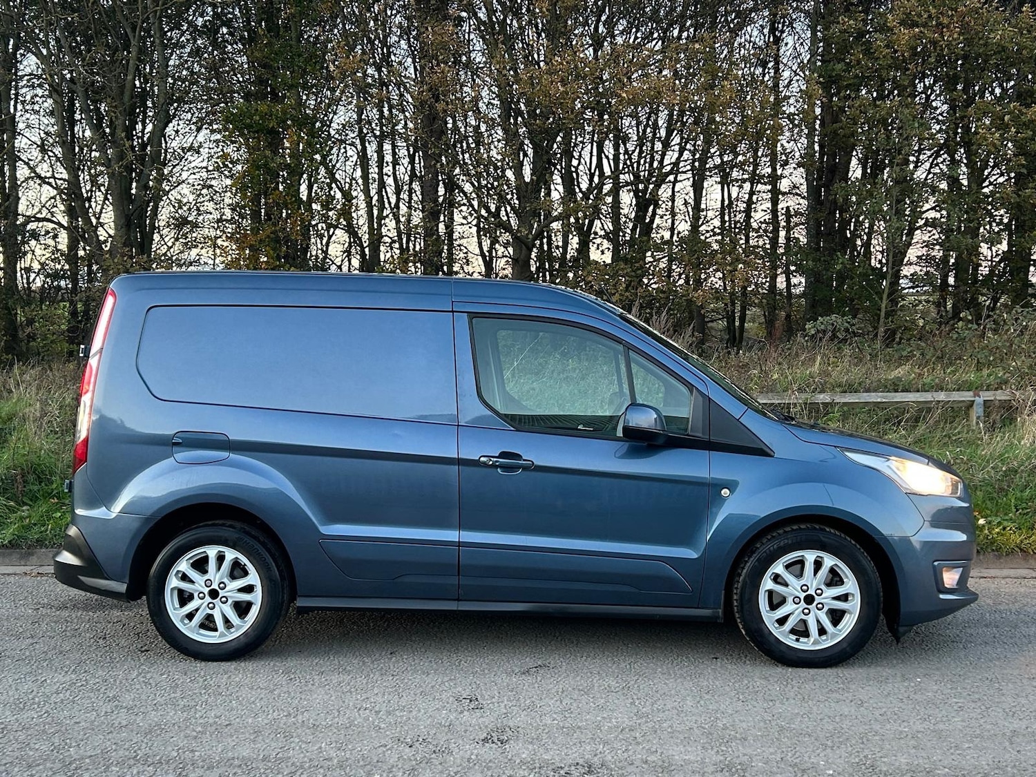 Used Ford Transit Connect 2020 for sale - 76877690: Photo 3