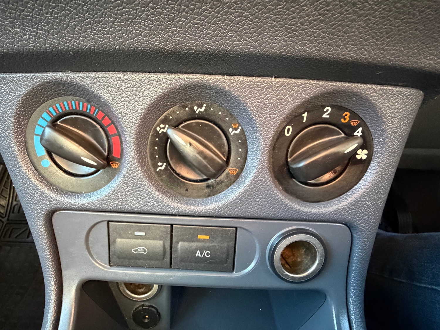 Used Ford Transit Connect 2011 for sale - 77732885: Photo 12