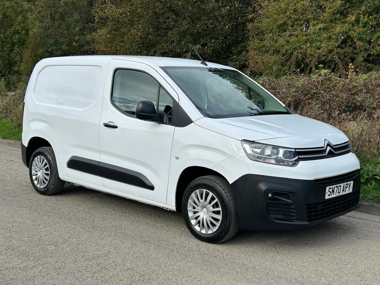 Used Citroen Berlingo 2020 for sale - 77335854: Photo 2