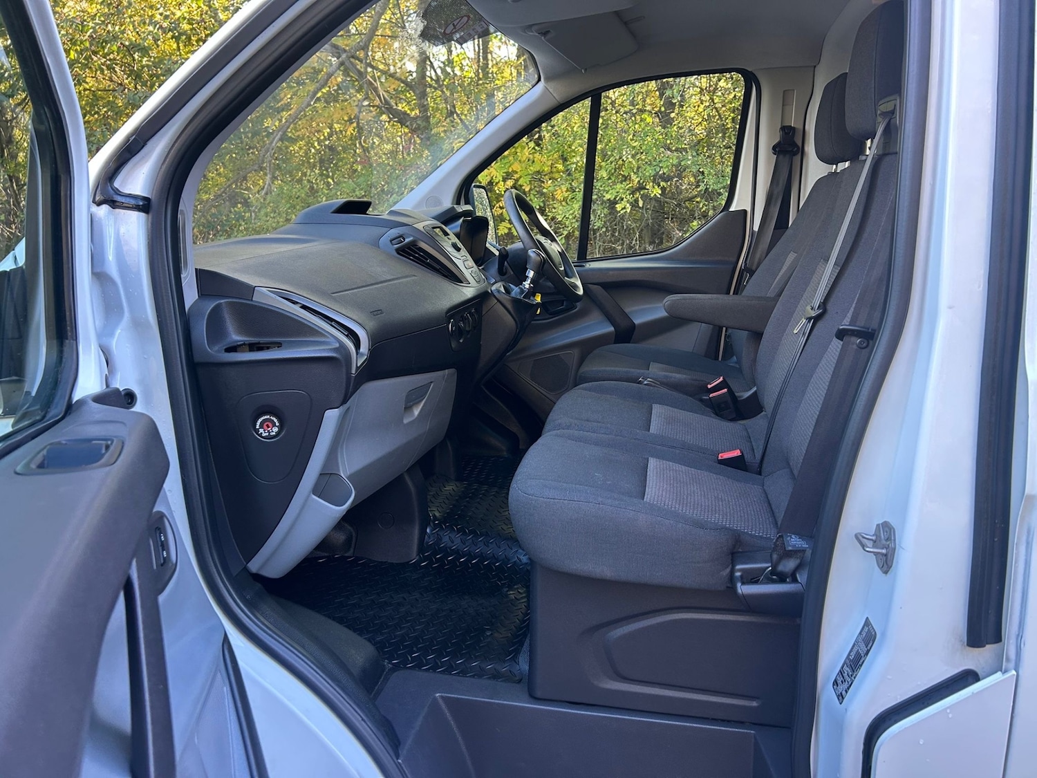 Used Ford Transit Custom 2015 for sale - 76340727: Photo 8