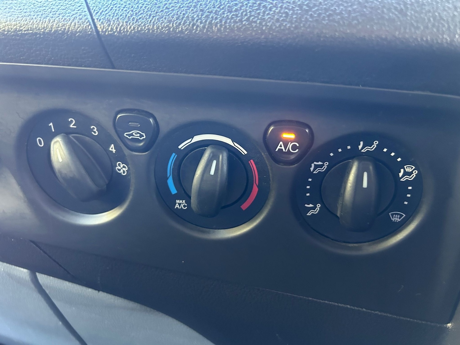 Used Ford Transit Custom 2015 for sale - 76340727: Photo 9