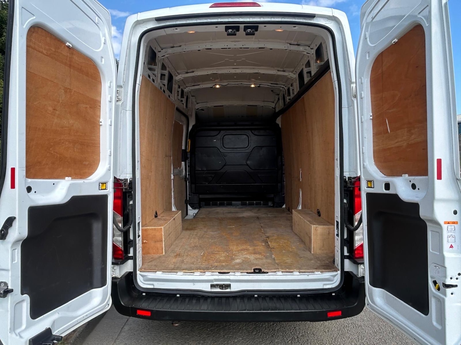 Used Ford Transit 2022 for sale - 76611342: Photo 9