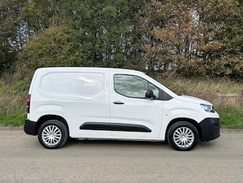 Used Citroen Berlingo 2020 for sale - 76320455: Photo