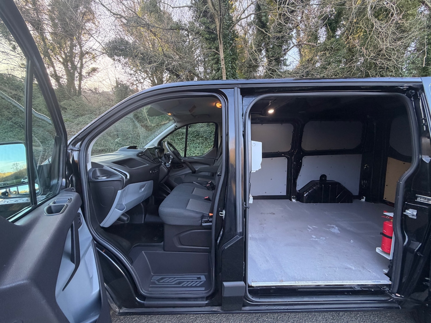 Used Ford Transit Custom 2018 for sale - 77918314: Photo 14