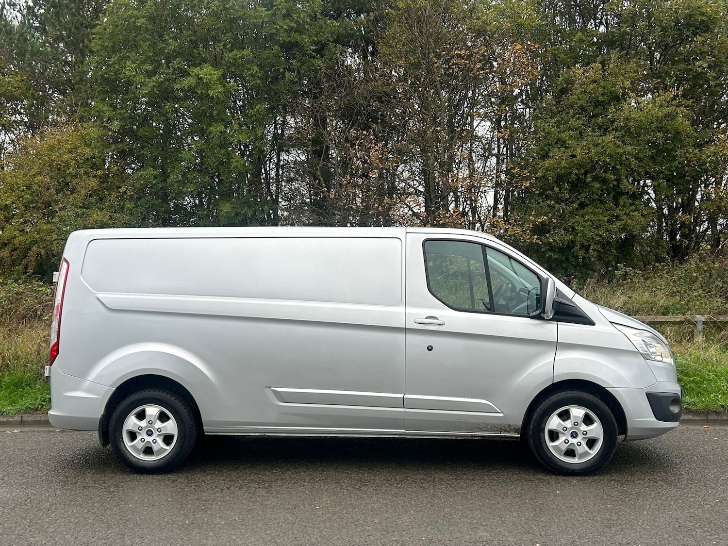 Used Ford Transit Custom 2017 for sale - 76611461: Photo 3