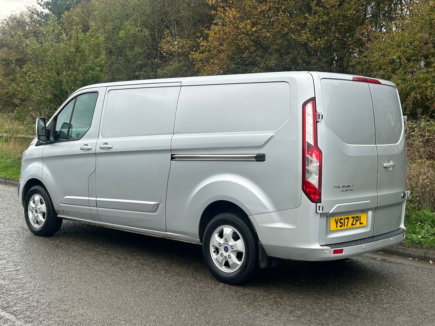 Used Ford Transit Custom 2017 for sale - 76611461: Photo 5