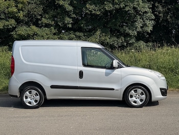 Used Vauxhall Combo 2015 for sale - 79571227: Photo