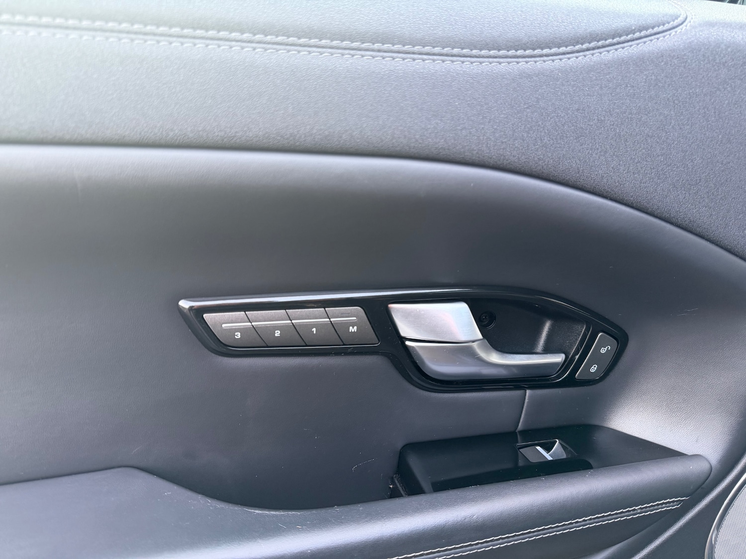 Used Land Rover Range Rover Evoque 2017 for sale - 77138777: Photo 11