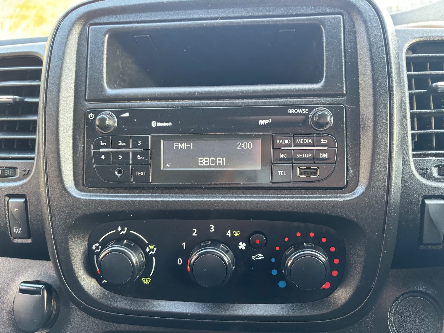 Used Vauxhall Vivaro 2015 for sale - 76960270: Photo 9