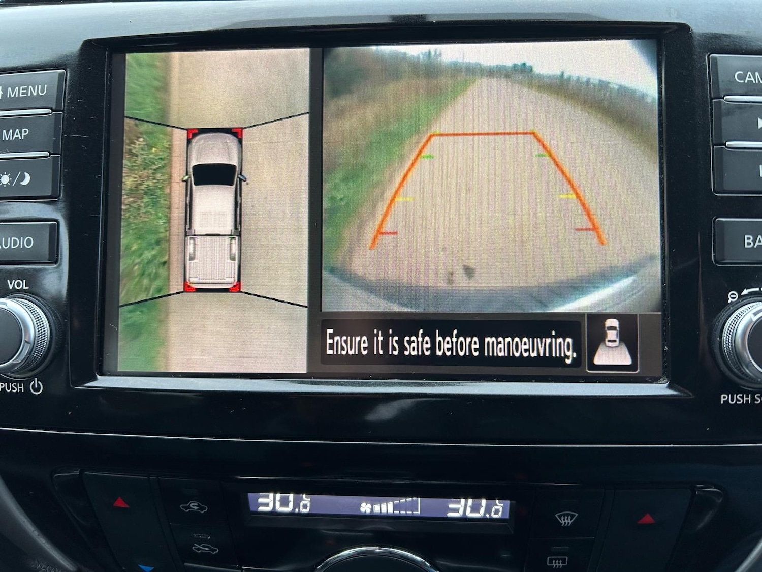 Used Nissan Navara 2019 for sale - 76625300: Photo 14