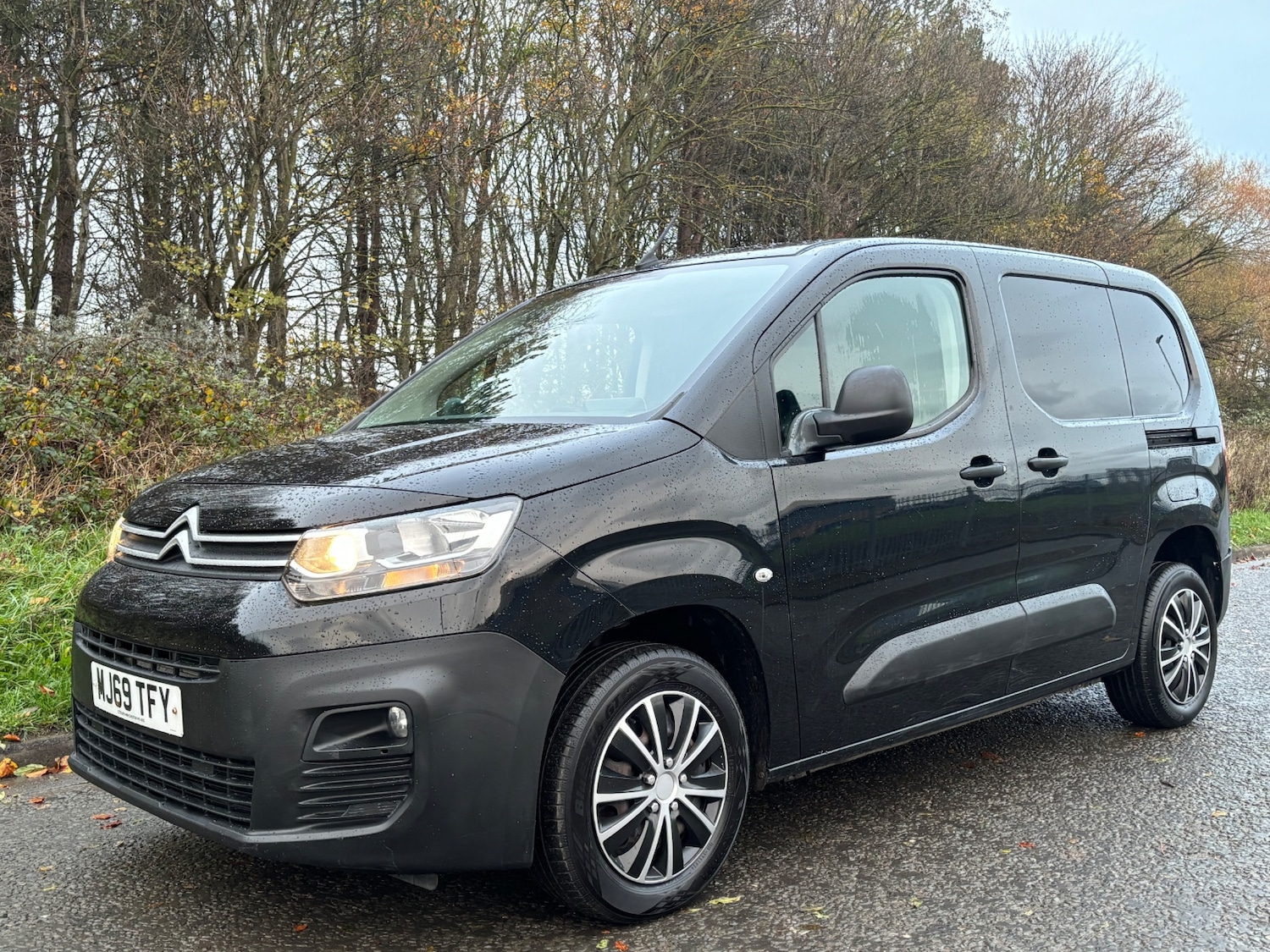 Used Citroen Berlingo 2019 for sale - 76568125: Photo 2