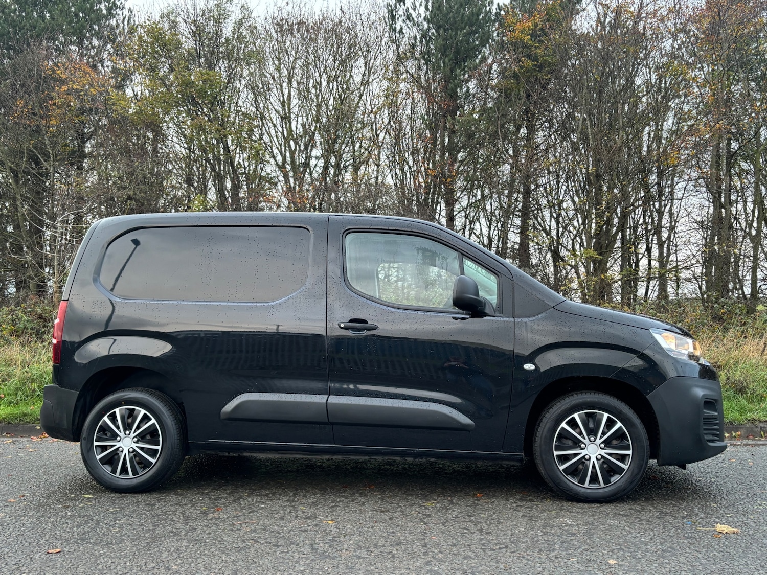 Used Citroen Berlingo 2019 for sale - 76568125: Photo 3