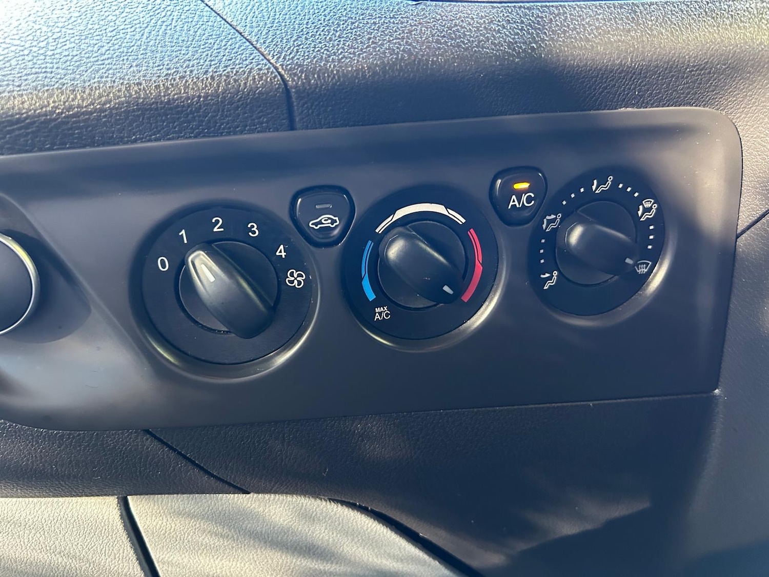 Used Ford Transit Custom 2015 for sale - 76128654: Photo 10