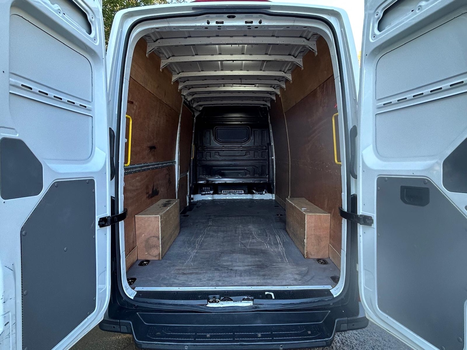 Used Volkswagen Crafter 2020 for sale - 76366335: Photo 11