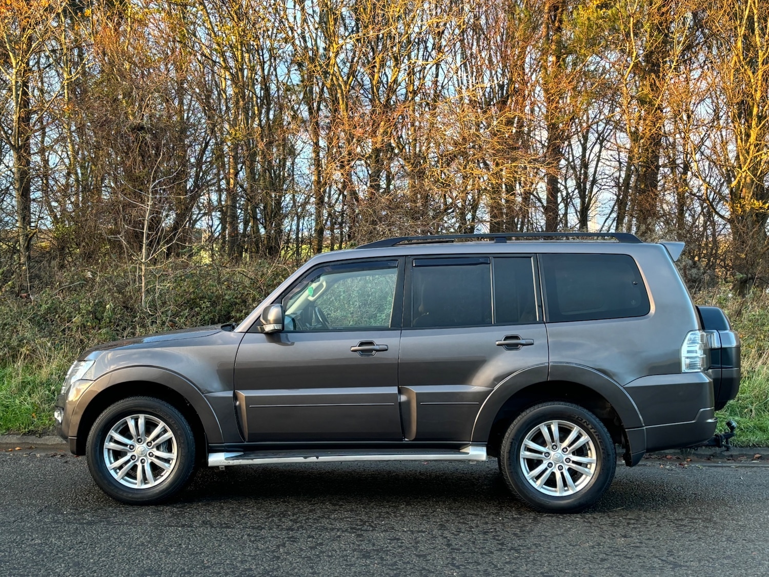 Used Mitsubishi Shogun 2015 for sale - 76692645: Photo 3