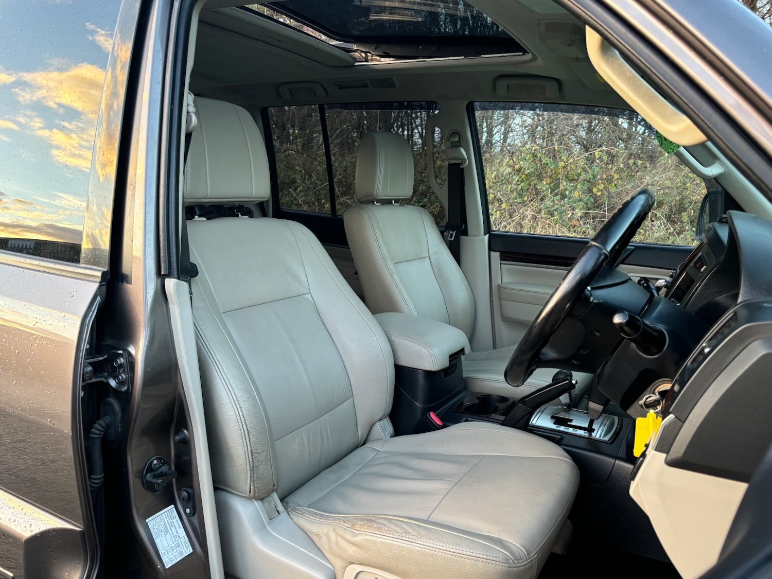 Used Mitsubishi Shogun 2015 for sale - 76692645: Photo 8