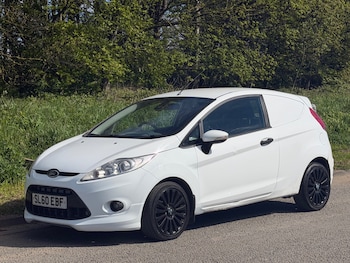 Used Ford Fiesta 2010 for sale - 78777216: Photo