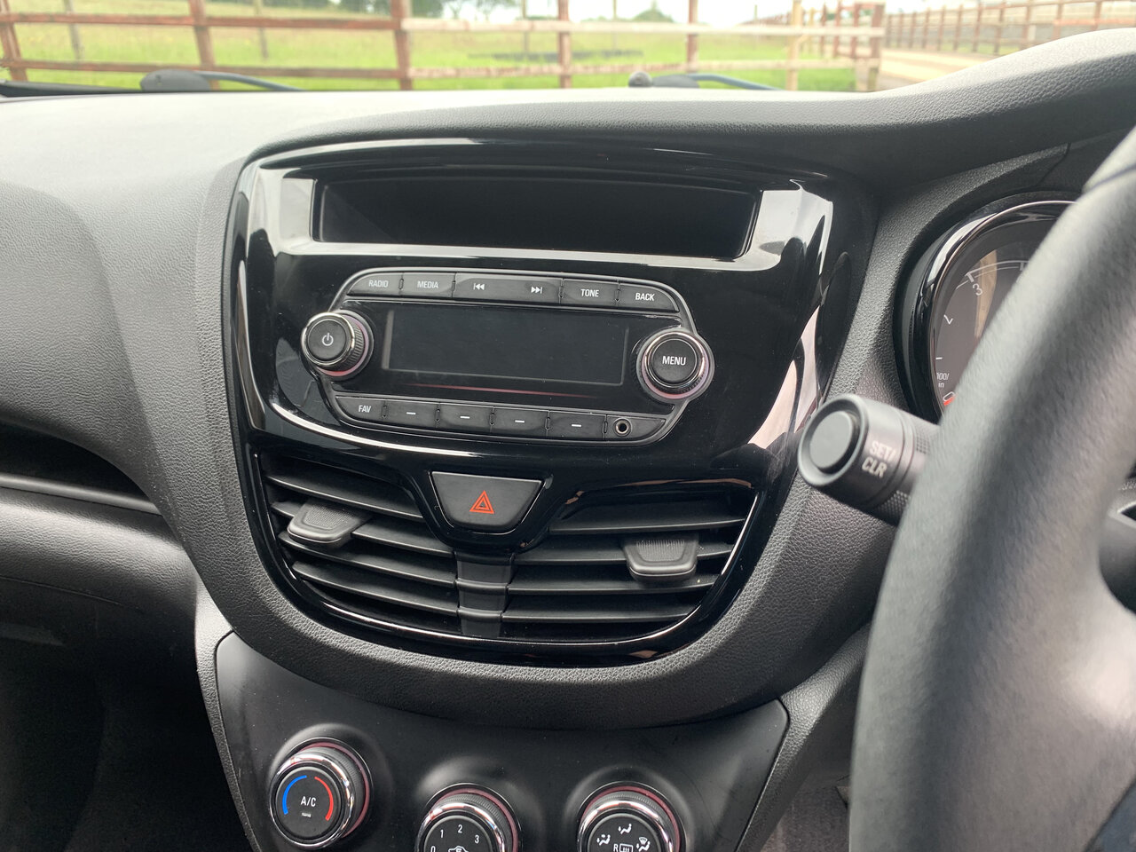 Used Vauxhall Viva 2015 for sale - 76554083: Photo 21