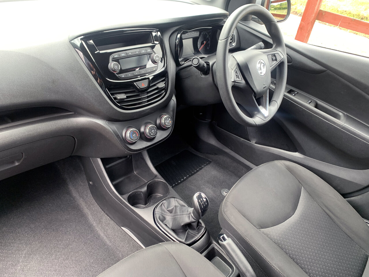 Used Vauxhall Viva 2015 for sale - 76554083: Photo 29