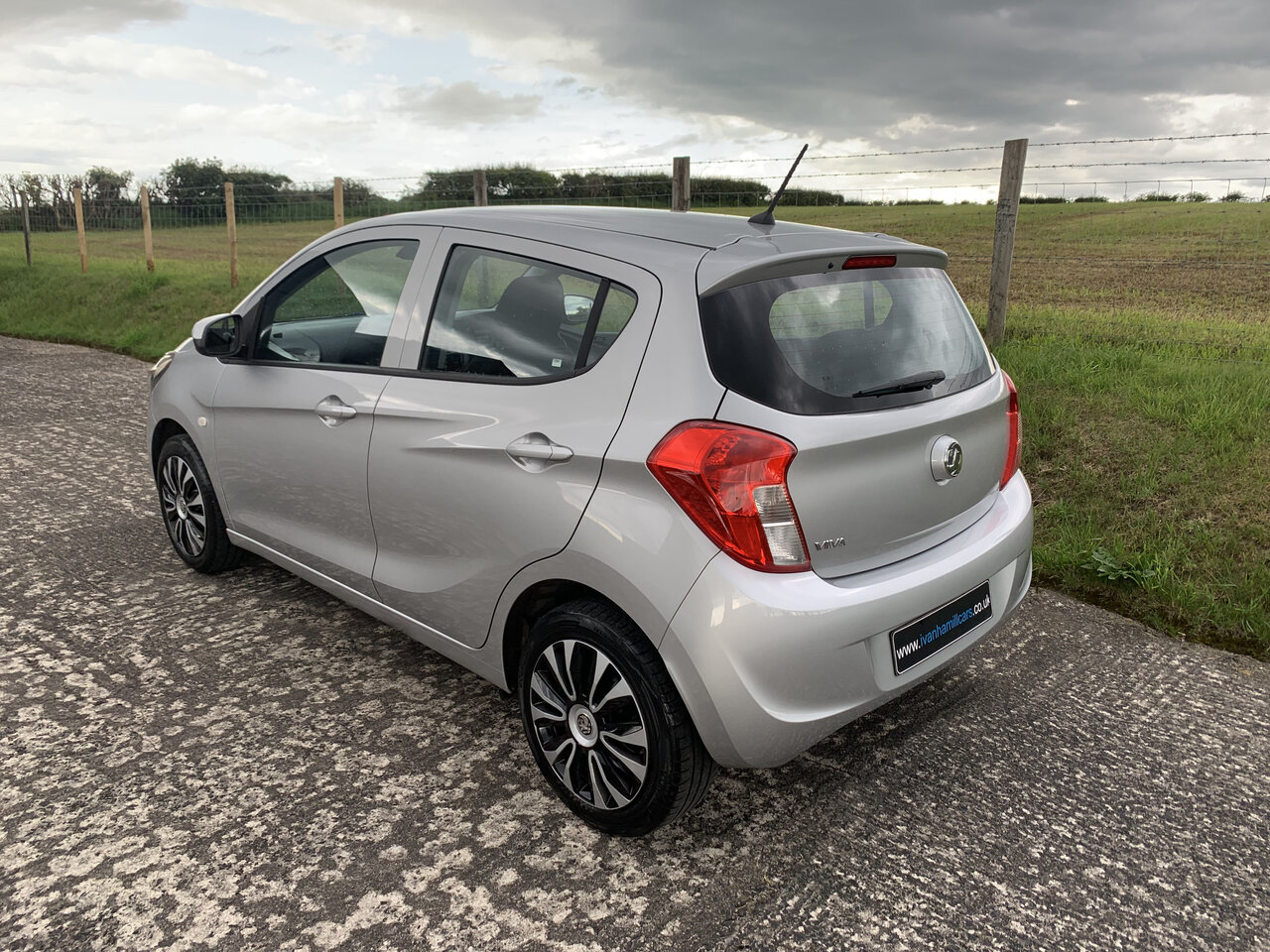 Used Vauxhall Viva 2015 for sale - 76554083: Photo 4