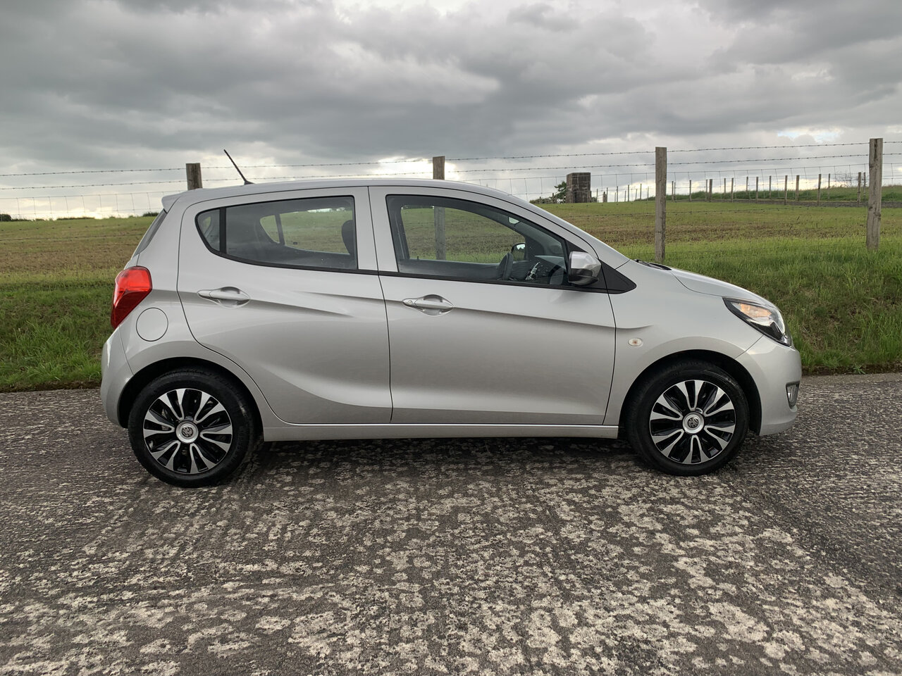 Used Vauxhall Viva 2015 for sale - 76554083: Photo 7