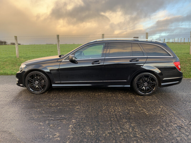 Used Mercedes-Benz C Class 2013 for sale - 76627440: Photo 3