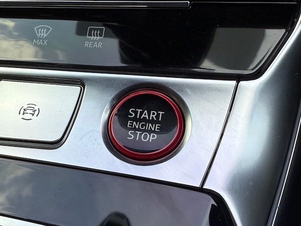 Used Audi RS6 Avant 2020 for sale - 76227704: Photo 17