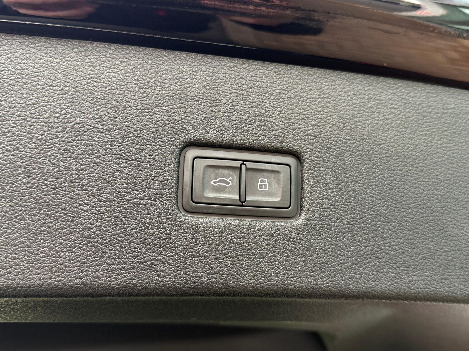 Used Audi Q8 for sale - 77646703: Photo 57