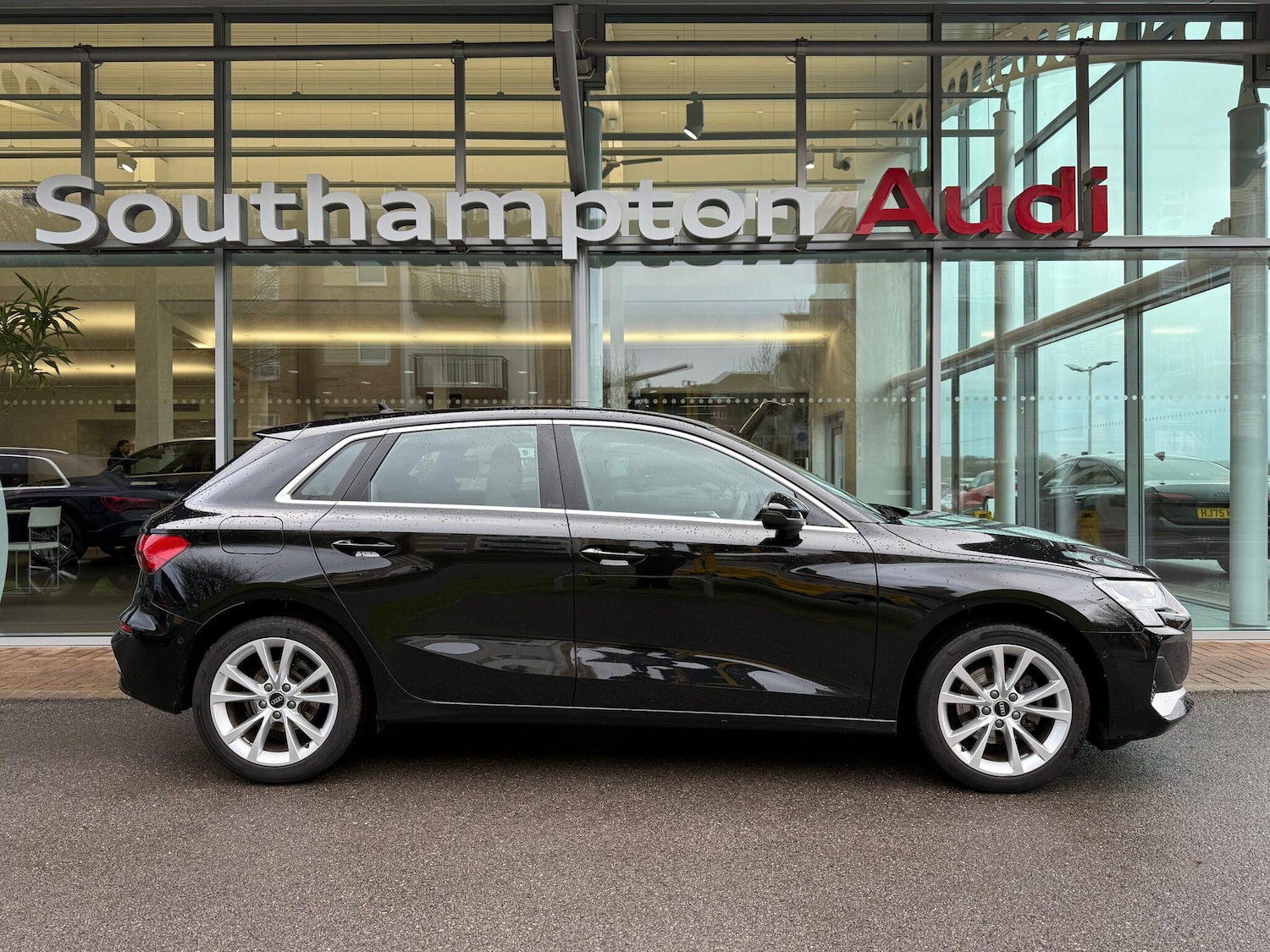 Used Audi A3 2025 for sale - 77175348: Photo 2