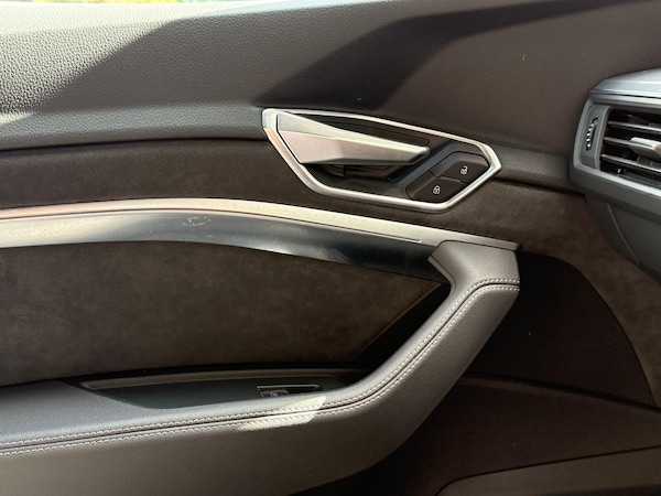 Used Audi e-tron 2021 for sale - 76032462: Photo 27
