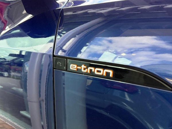 Used Audi e-tron 2021 for sale - 76032462: Photo 63