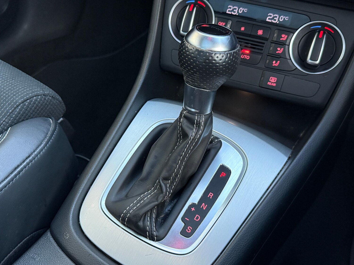 Used Audi Q3 2017 for sale - 76832673: Photo 12