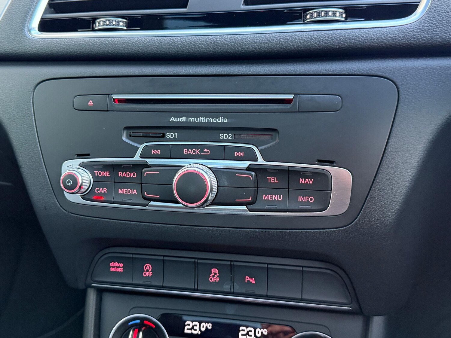 Used Audi Q3 2017 for sale - 76832673: Photo 14