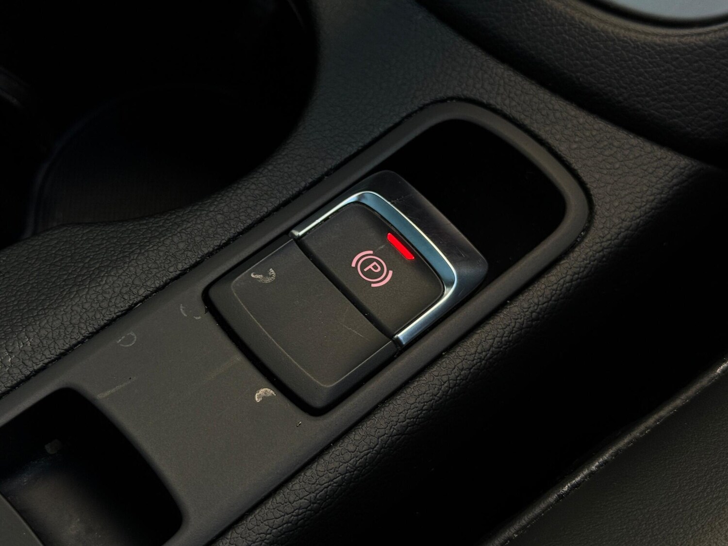 Used Audi Q3 2017 for sale - 76832673: Photo 28