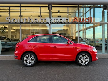 Used Audi Q3 2017 for sale - 76832673: Photo