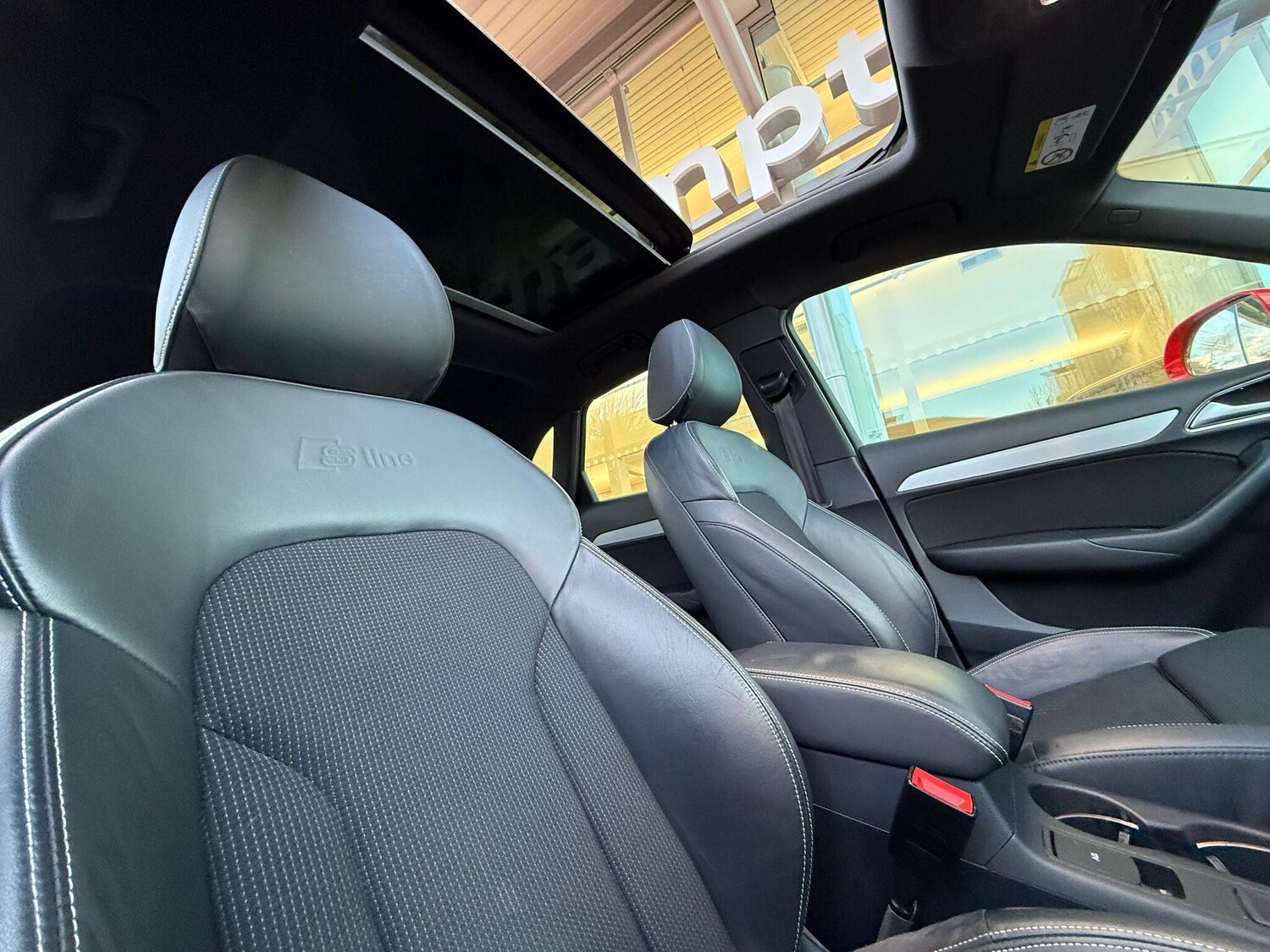 Used Audi Q3 2017 for sale - 76832673: Photo 36