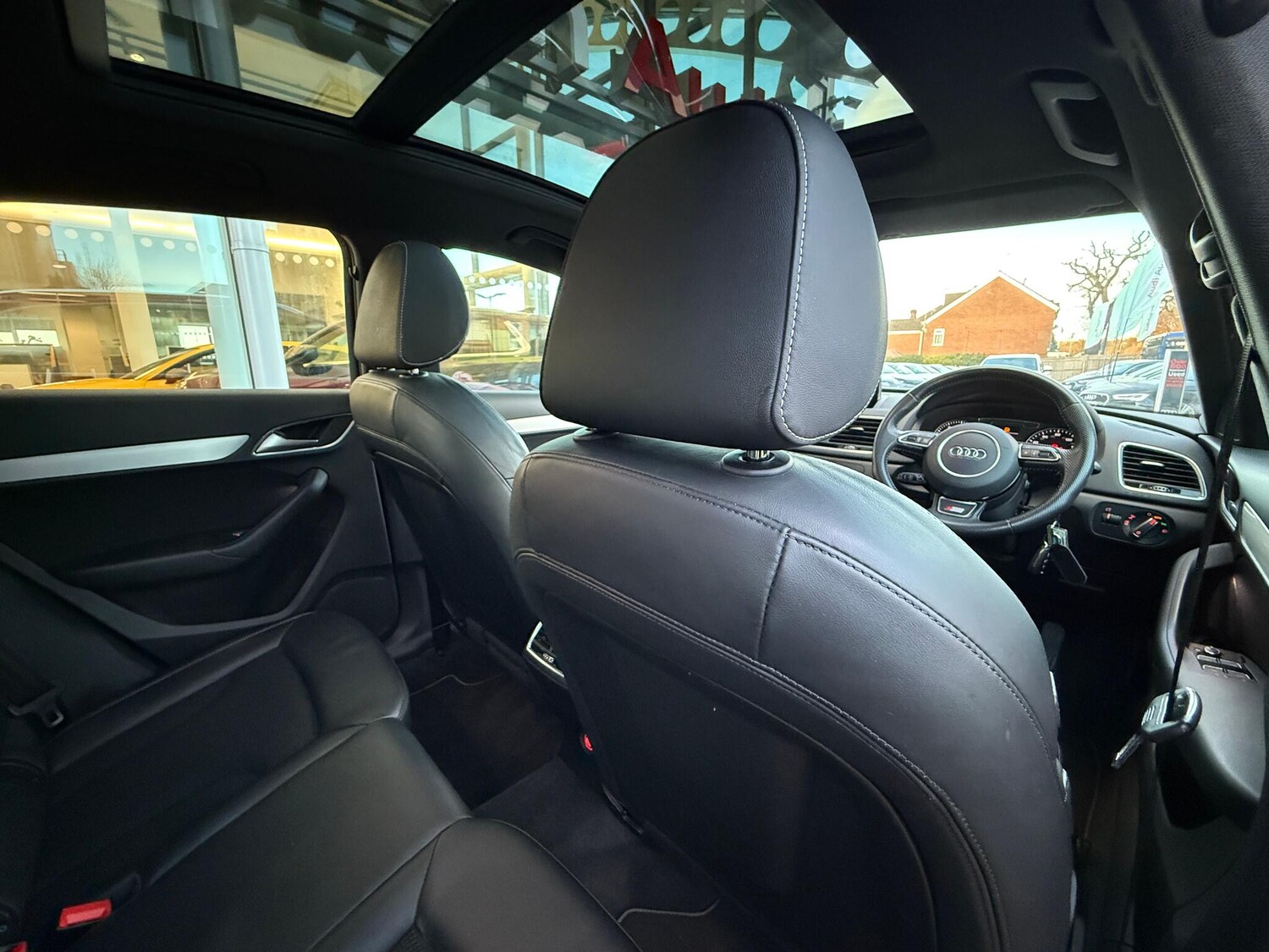 Used Audi Q3 2017 for sale - 76832673: Photo 37