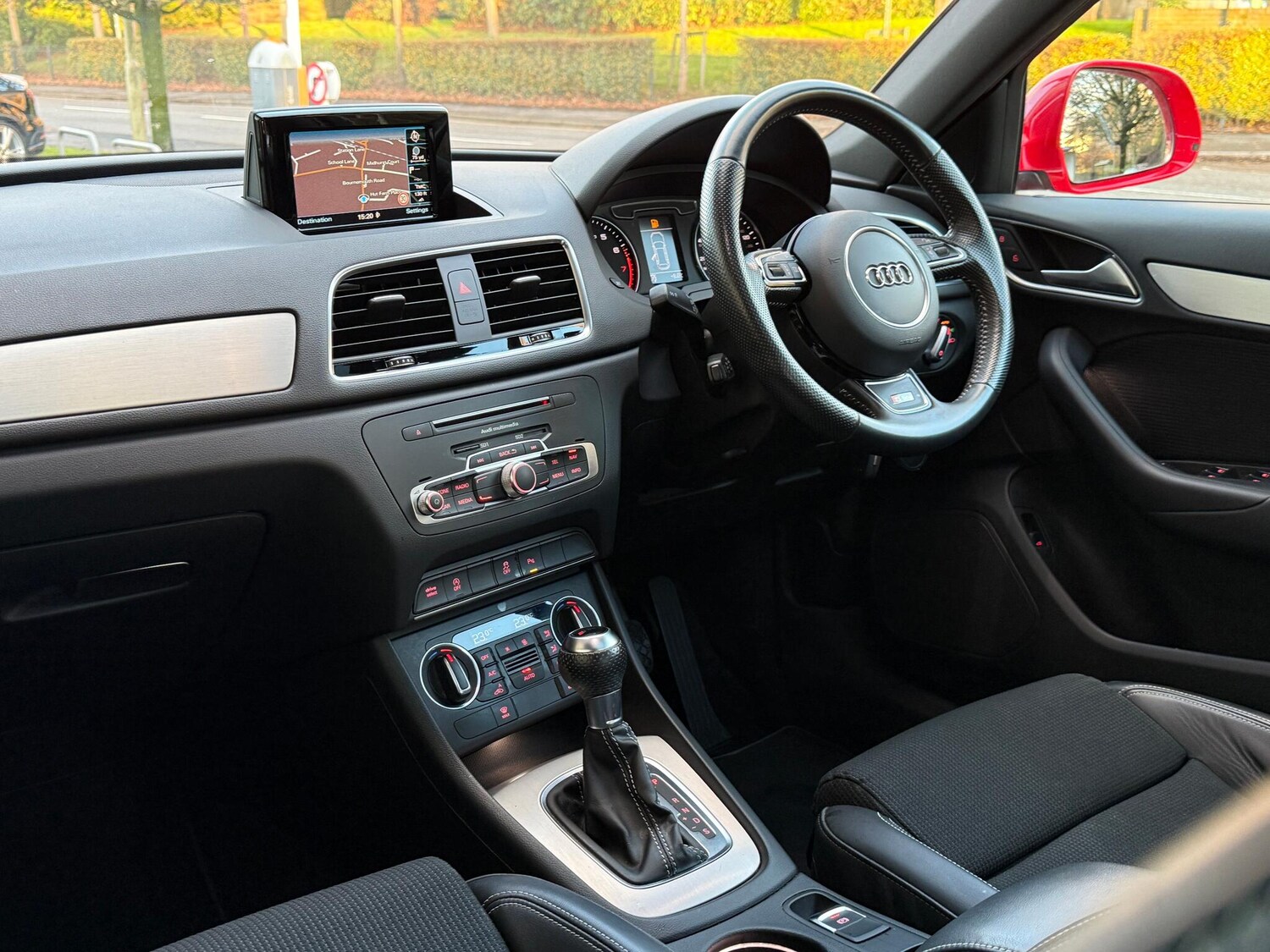 Used Audi Q3 2017 for sale - 76832673: Photo 54