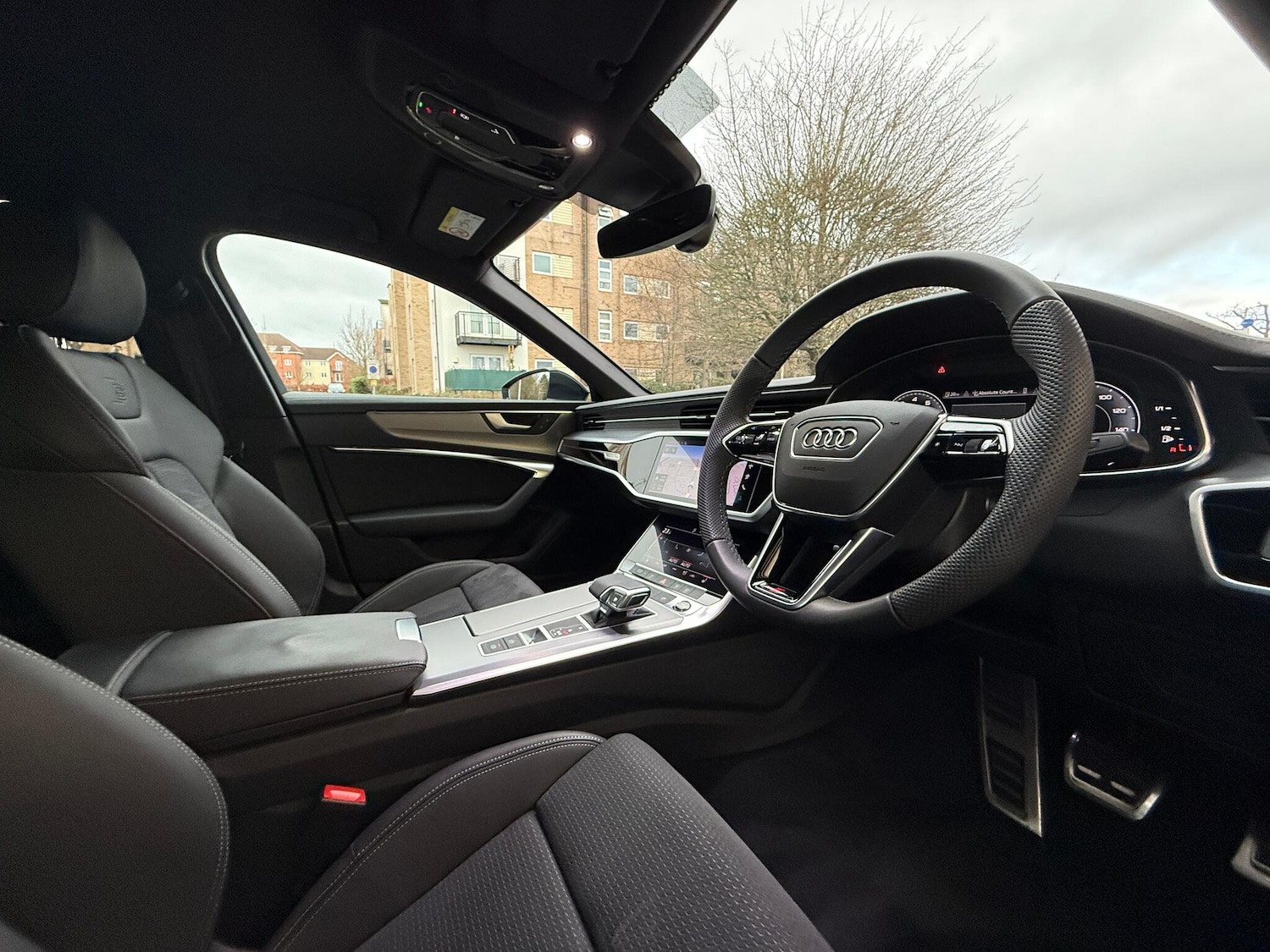 Used Audi A6 Saloon 2025 for sale - 76913826: Photo 11